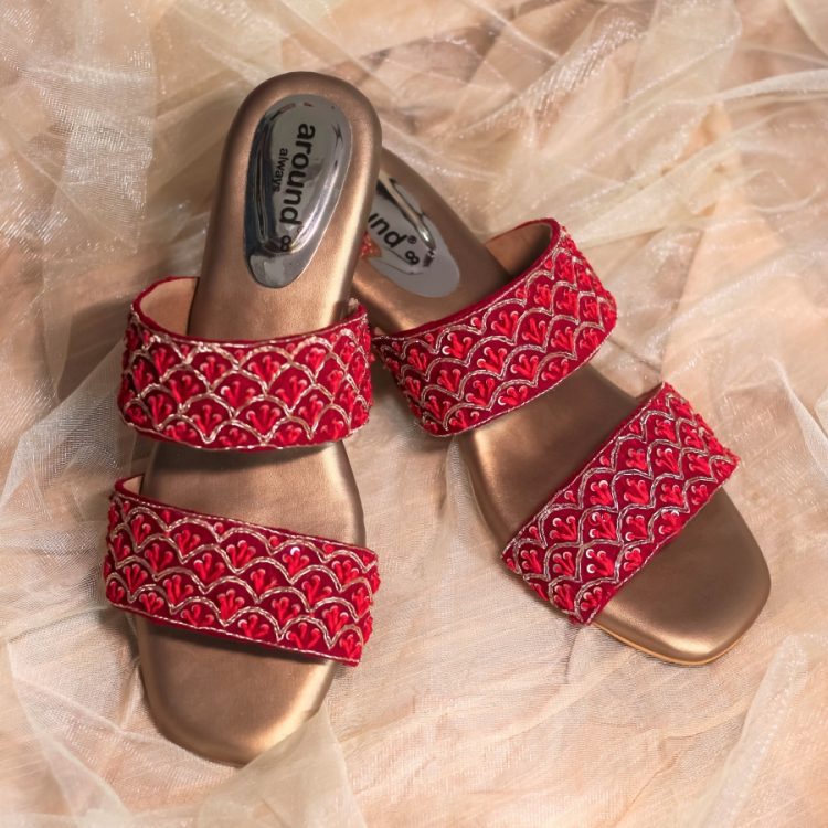 Niva Chappals Red Bridal Chappals for Wedding Ceremonies