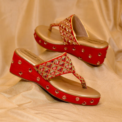 Kolhapuri embroidered strap wedges for brides