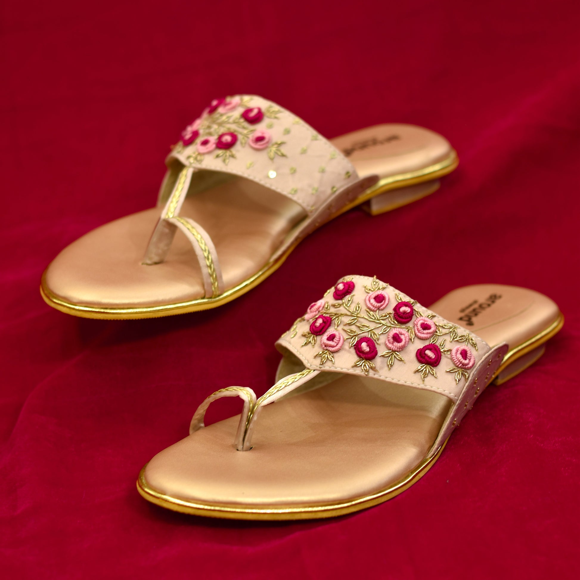 Hand embroidered kolhapuri flats