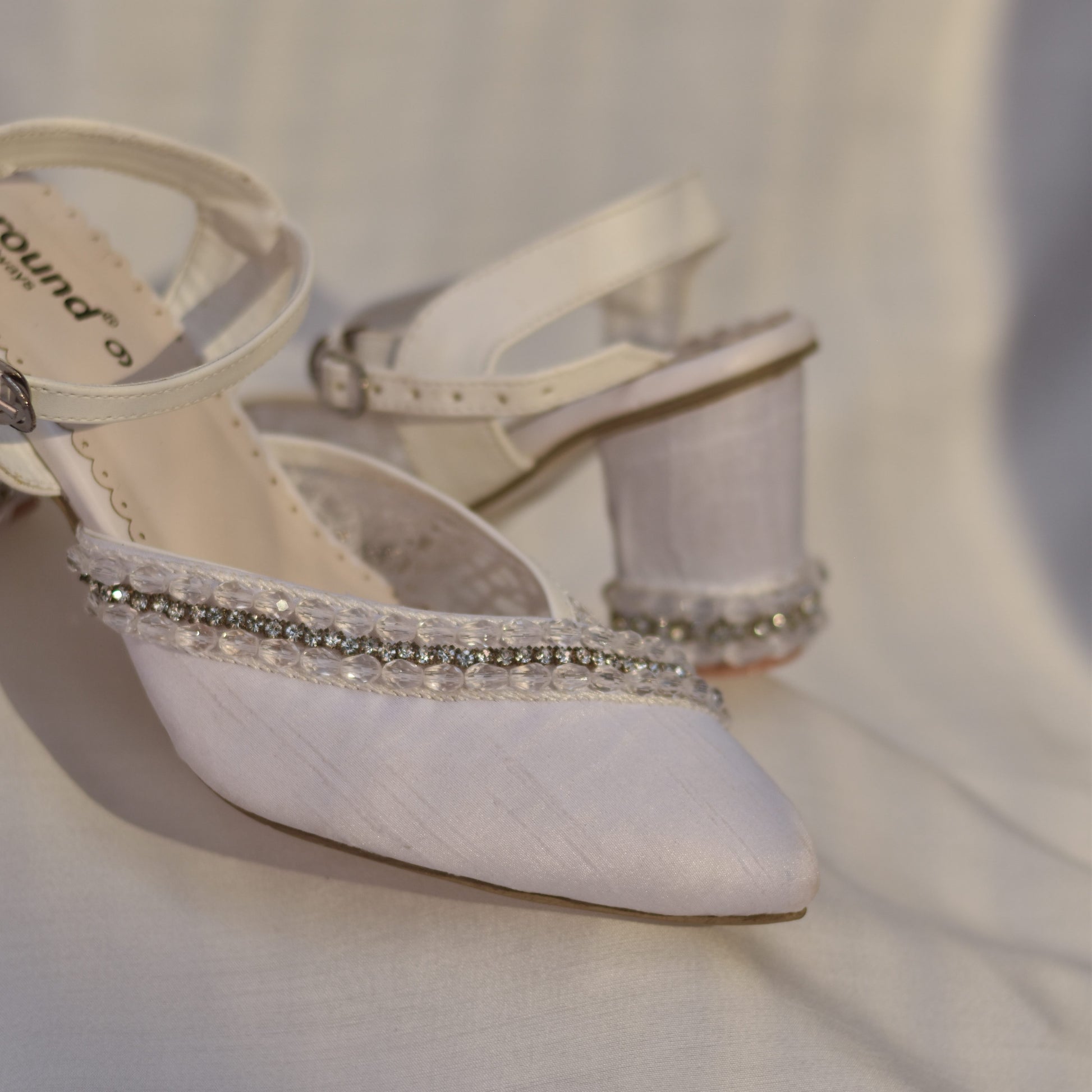 Customisable Heel sandals for Christian Brides