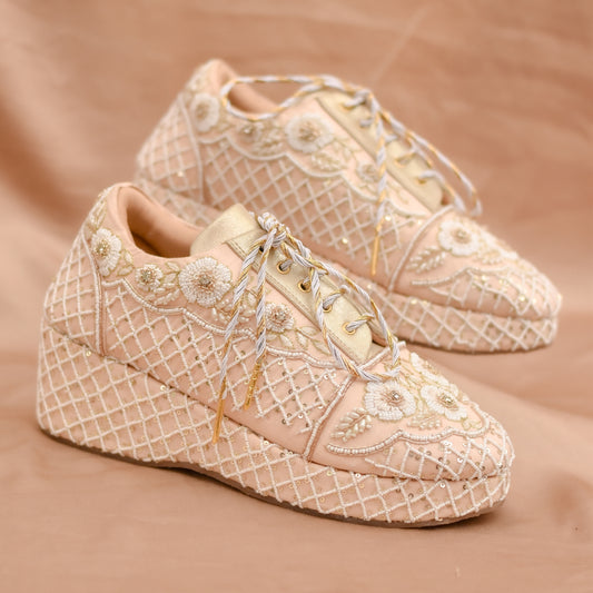 Lace up wedding sneakers in pastel colours