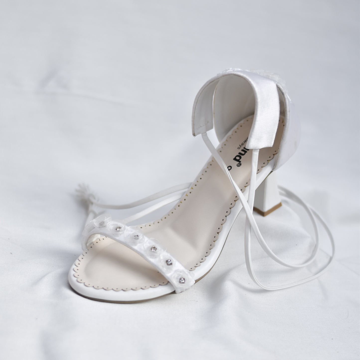 Ribbon embroidered white wedding sandals