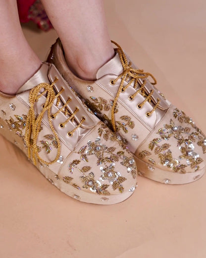 Trendy Heels Golden Sneakers for Dancing at Weddings