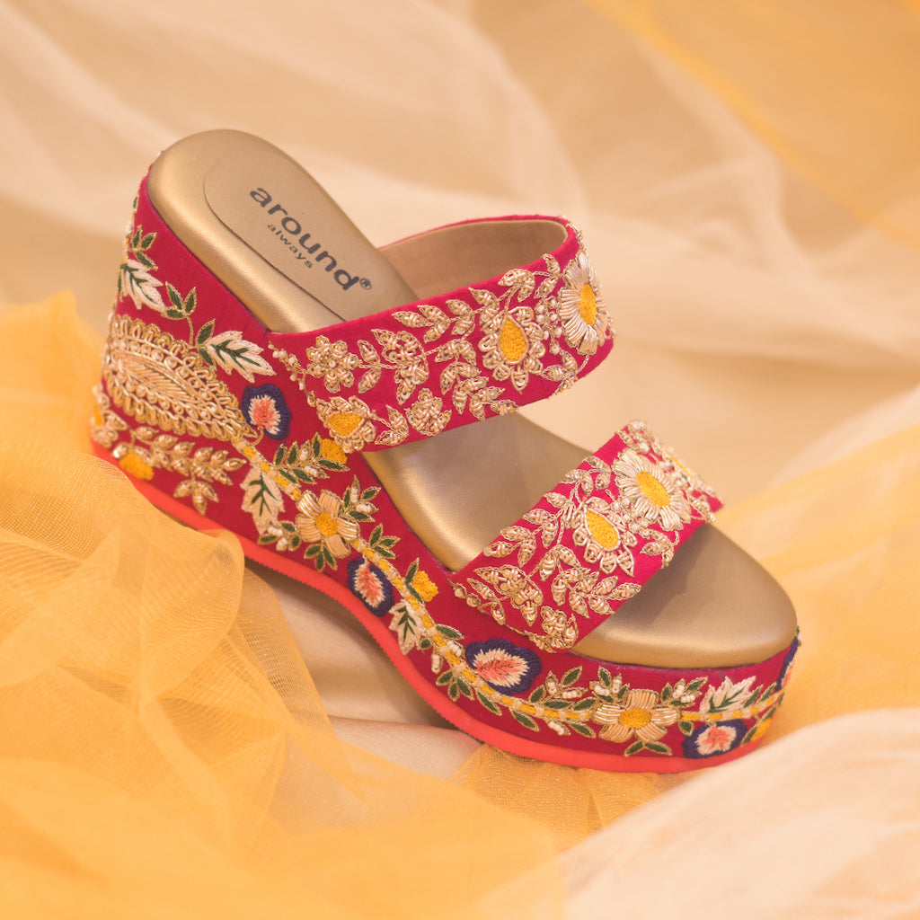 Buy Flat Wedding Sandals for Bride/ Gold Leather Sandals/ Bridal Rhinestone  Boho Flats/ Bridal Wedding Shoes Online in India - Etsy