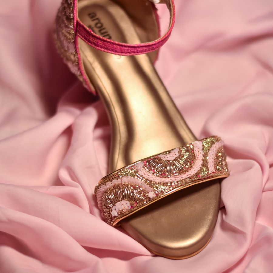 Bridal Wedding Sandals Shoes Jewelry Lehenga Stock Photo 1457447288 |  Shutterstock
