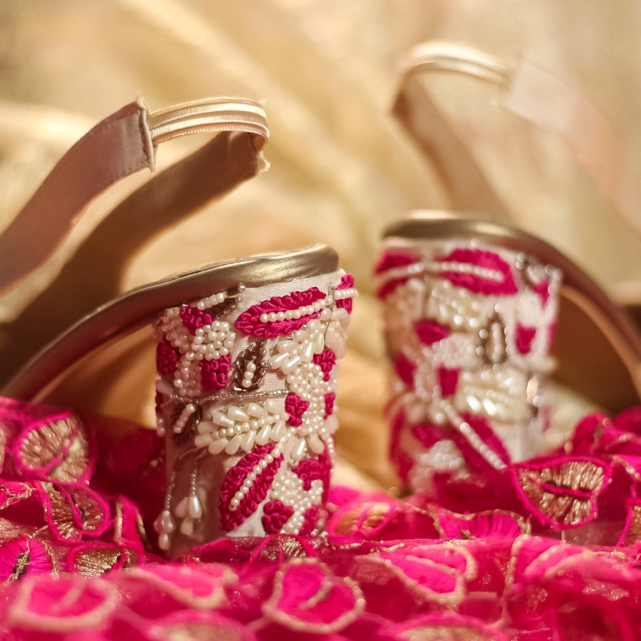 Bridal High Heels Sandals Shoes Lehenga Stock Photo 1204652053 |  Shutterstock