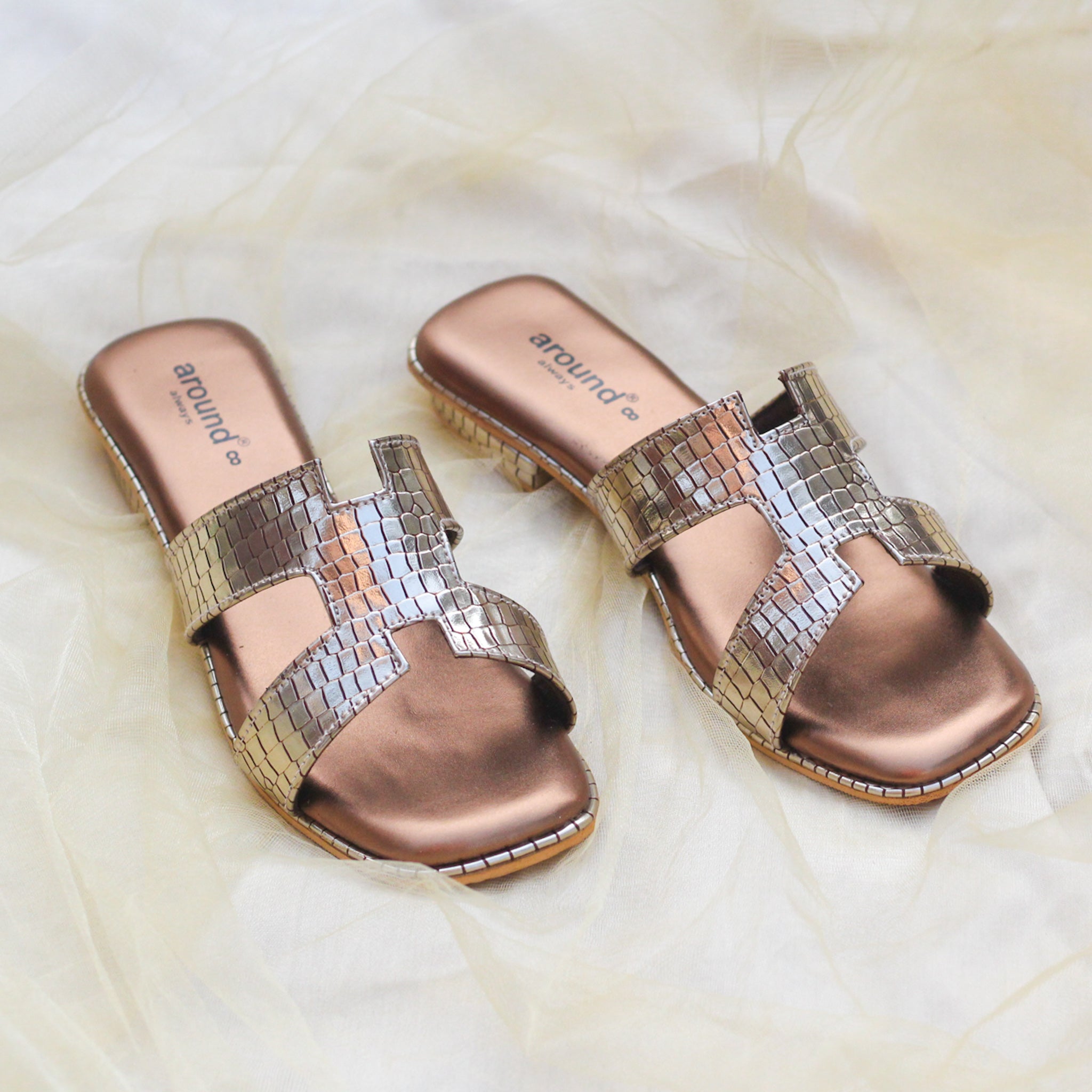 Flats chappals sales